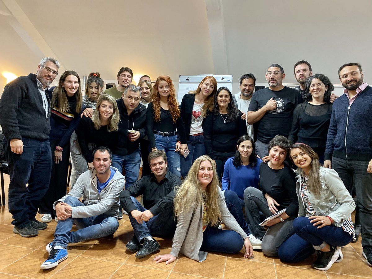 298Lab's tweet image. Hermosa propuesta! @AsuntosDelSur Q pena no poder ir a compartir nuestra experiencia d #InnovacionFederal 👉 #LaTeArgentina 💕Junto a @FederalLab @NQN_LAB @H_LabInnovacion @Pampa_Lab @YenelabChubut @LegisLabSalta @miskylab @LabCata @LabTucuman @Salta_Lab #ParticipaLab La próxima!