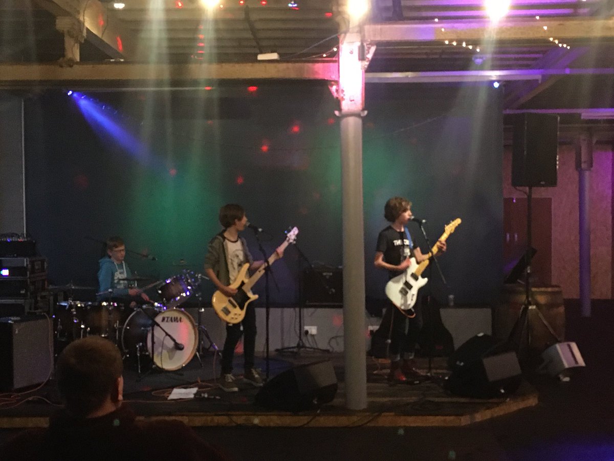 The1stOnes's tweet image. We had a great time playing at ⁦@lordsbrewing⁩ tonight! Some great feedback and just pipped at the post for the win by two votes. We hope to be back again soo 👍