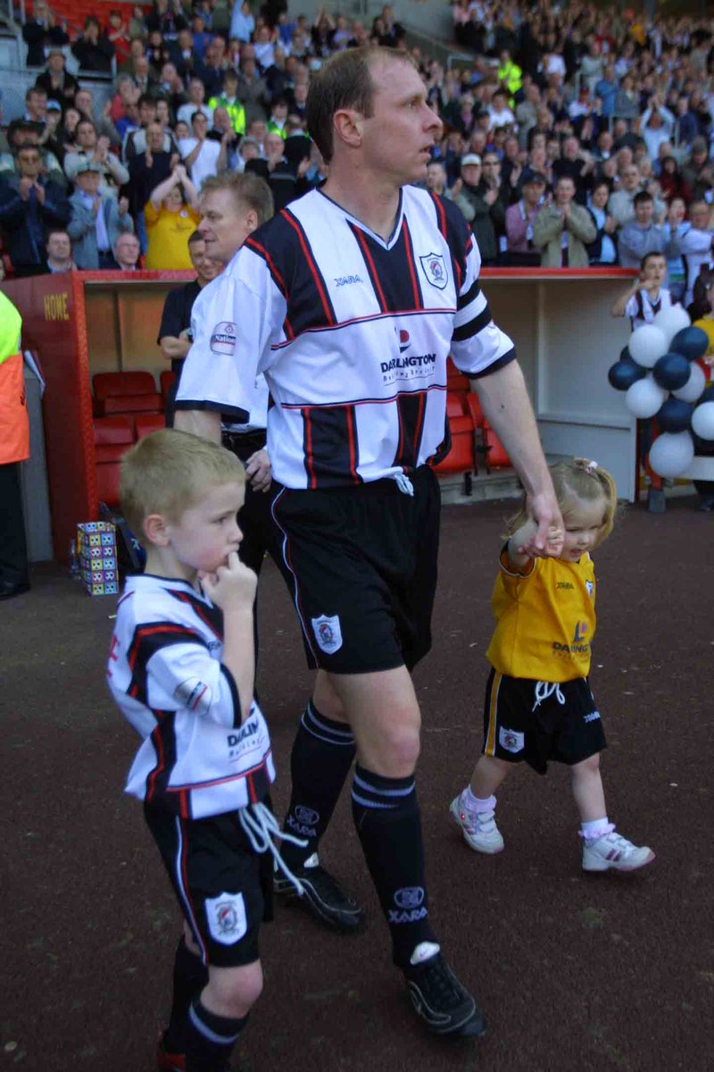 Craig Stoddart (@craigstoddart_) on Twitter photo A bad result for #Boro today but good to see <a href="/benliddle8/">Ben Liddle</a> and <a href="/tyroneoneill_o/">Tyrone O'Neill</a> both making their first league appearances. Doesn't seem five minutes since Ben was mascot when his dad <a href="/craigliddle4/">Craig Liddle</a> made his 300th Darlington appearance in 2004. A bad result for #Boro today but good to see <a href="/benliddle8/">Ben Liddle</a> and <a href="/tyroneoneill_o/">Tyrone O'Neill</a> both making their first league appearances. Doesn't seem five minutes since Ben was mascot when his dad <a href="/craigliddle4/">Craig Liddle</a> made his 300th Darlington appearance in 2004.