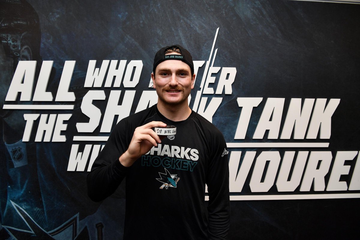 His first NHL goal was a beaut (almost as good at that mo). Congrats, <a href="/n_gregs20/">Noah Gregor</a>!

🦈: bit.ly/2Y1sBIS