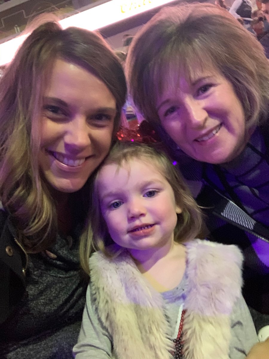 jsgronbach's tweet photo. My #SourPatchKid 😠🤭😍 #mommydaughterday #disneyonice https://t.co/hzh4ptk6PK