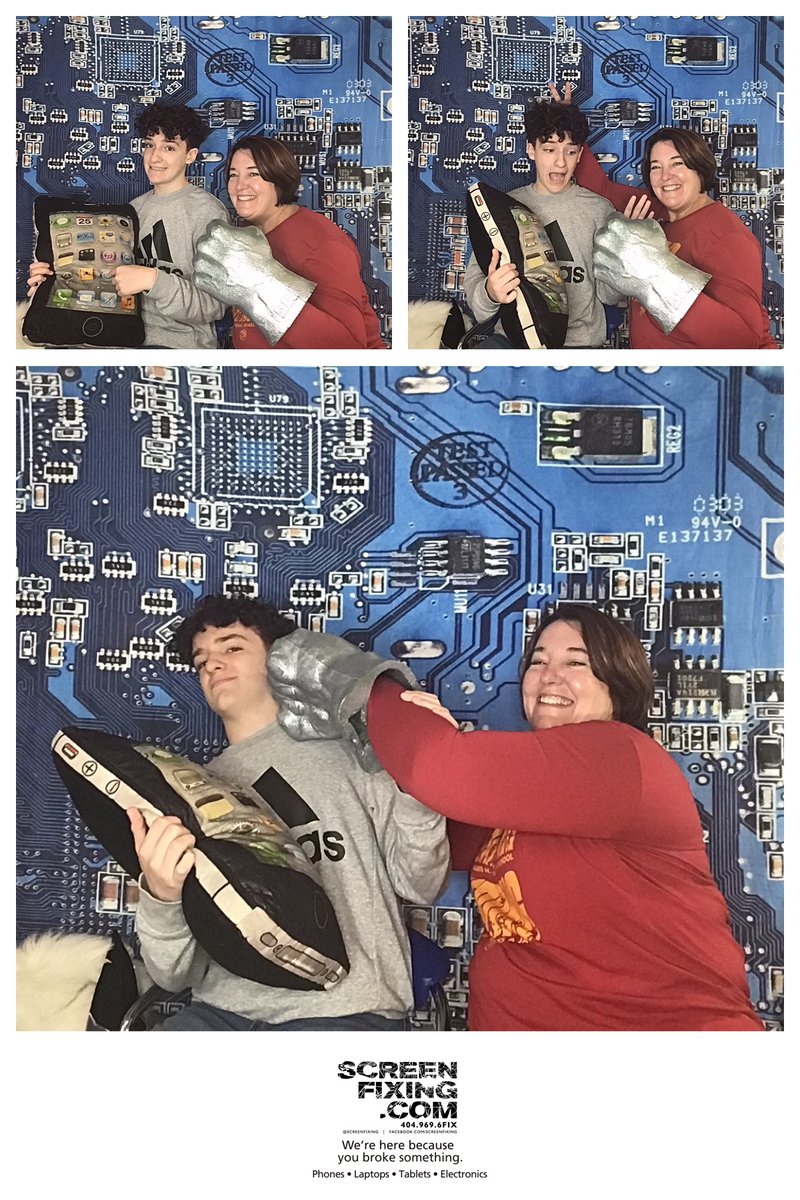 screenfixing's tweet image. ScreenFixing Photo Booth at Small Biz Saturday #smallbizsat #shoplocal #shopeav #shopsmallatl #shopatl