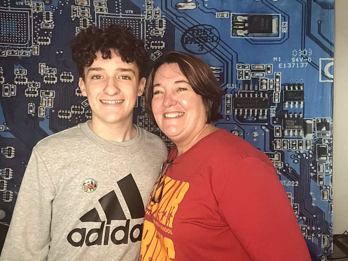 screenfixing's tweet image. ScreenFixing Photo Booth at Small Biz Saturday #smallbizsat #shoplocal #shopeav #shopsmallatl #shopatl