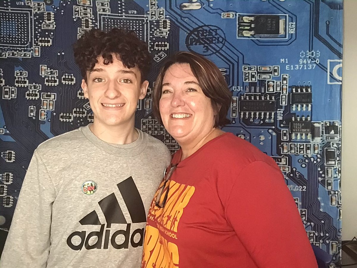 screenfixing's tweet image. ScreenFixing Photo Booth at Small Biz Saturday #smallbizsat #shoplocal #shopeav #shopsmallatl #shopatl