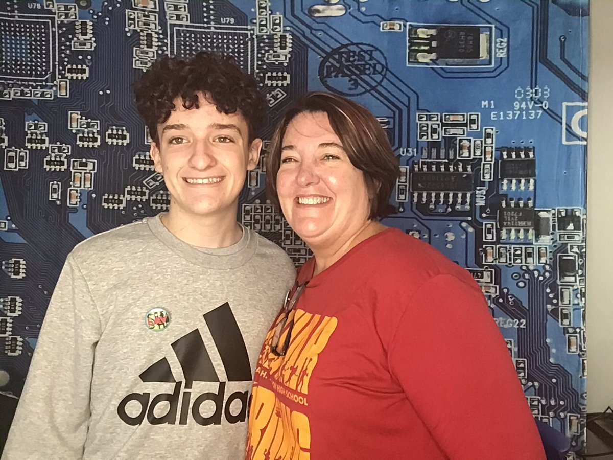 screenfixing's tweet image. ScreenFixing Photo Booth at Small Biz Saturday #smallbizsat #shoplocal #shopeav #shopsmallatl #shopatl