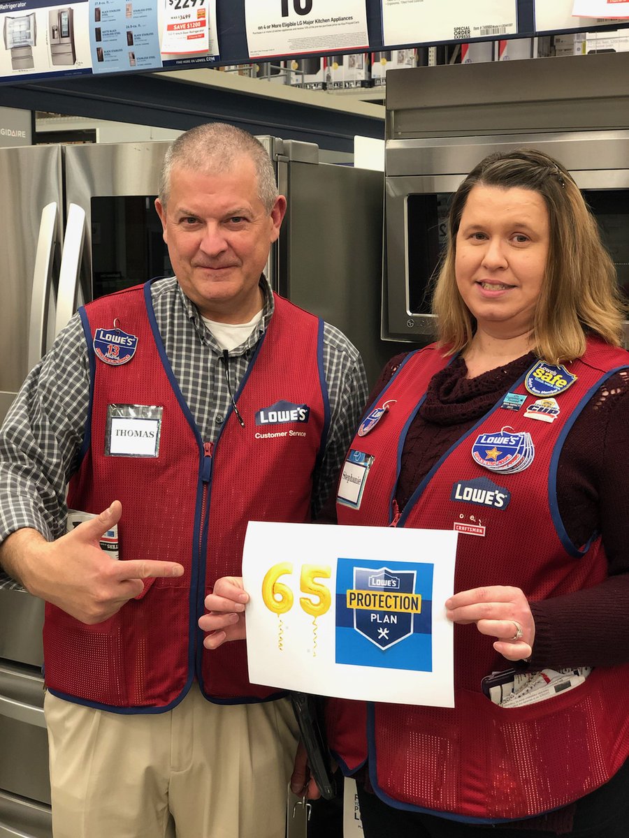 nikiatlowes's tweet photo. Our Appliance Specialist Stephanie earned an extra $65 on her paycheck from selling Lowe's Protection Plans! This is a great incentive for extra Holiday money! @lowes @thomas2458lowes @EricIsomat2458 @charlesatlowes #lpp #goodtogreat @BenitoKomadina #thisishowwedoit https://t.co/5aarIB4JsD