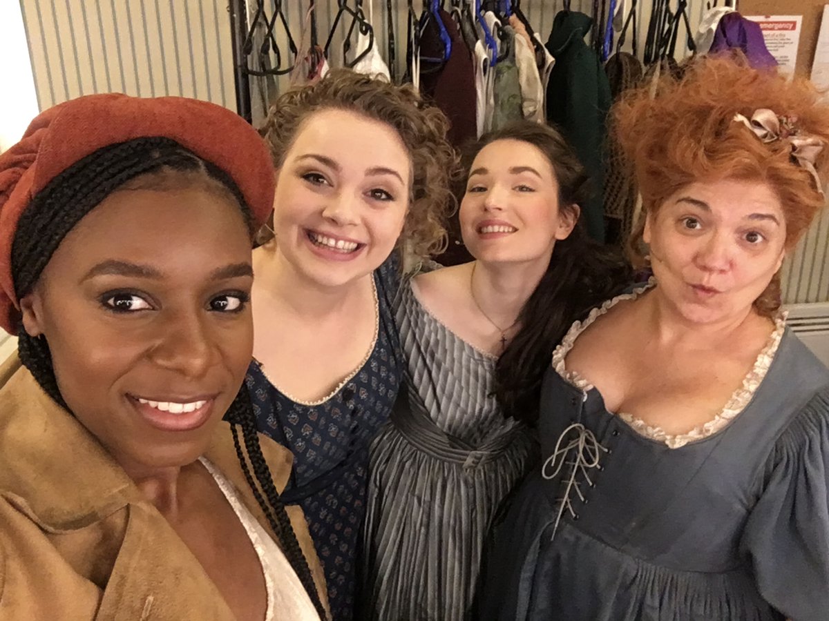 Carrie Hope Fletcher tweet media