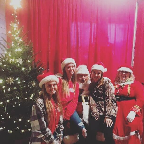 pineyacresfarm's tweet photo. Merry Christmas from Santa, and some of our crew.  And Mrs. Clause of course!! Santa is here till 4pm today.  And tomorrow 12-4. https://t.co/lQVqGnwyvJ