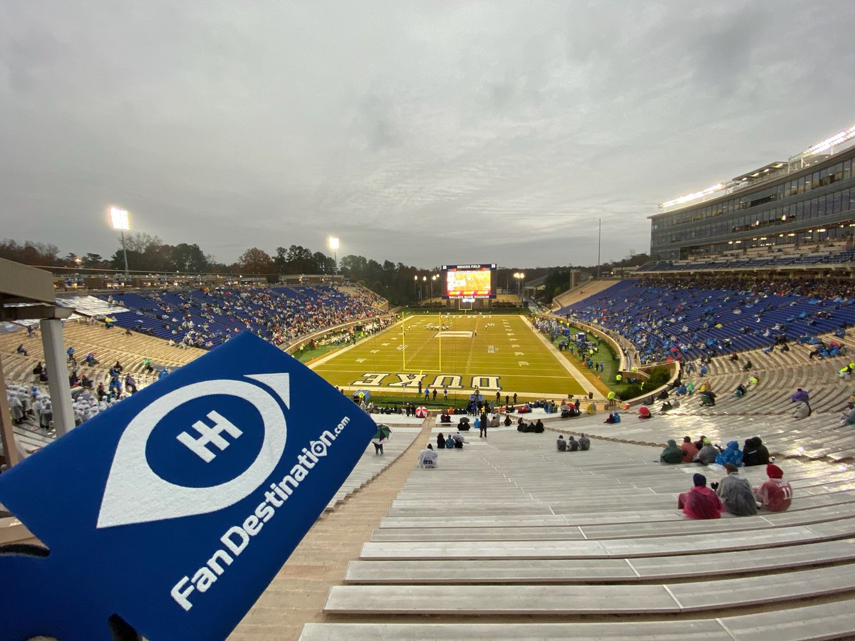 destination_fan's tweet photo. At the @DukeFOOTBALL vs @CanesFootball game. #cfb #fandestination https://t.co/TtCi5xTOkx