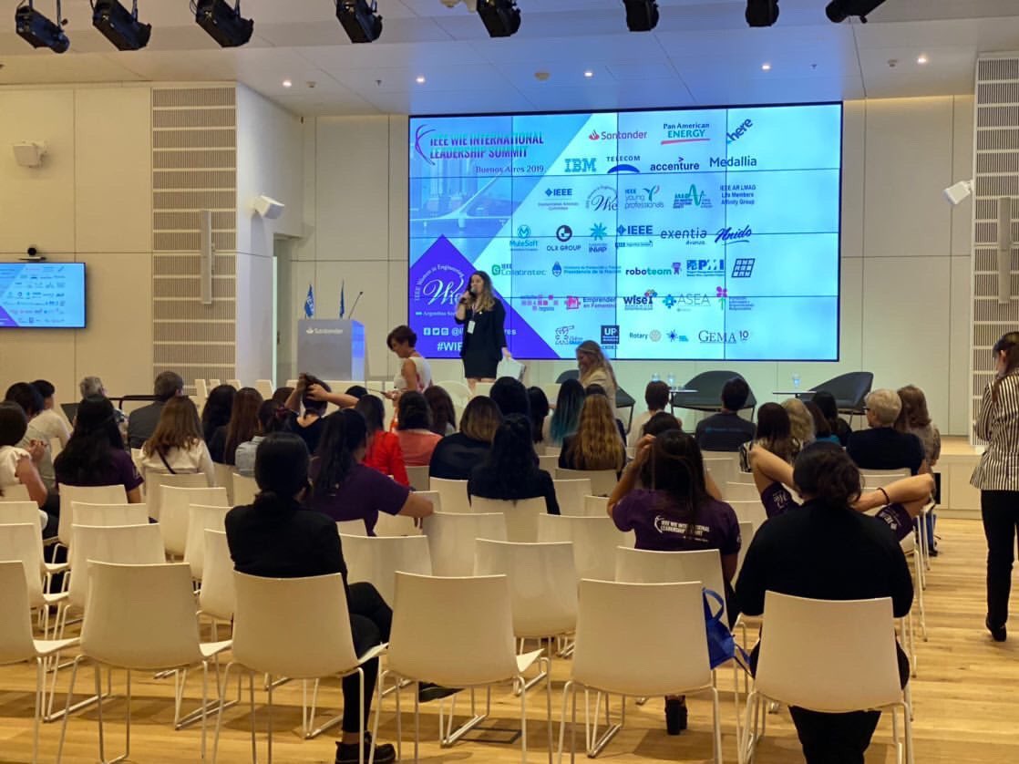 Dijimos presente en el evento internacional de #WIE “Leadership Summit” en donde nos encontramos con muchas mujeres líderes en ingeniería! 👩🏻‍💻👩🏻‍🏫 le agradecemos a <a href="/ilsbuenosaires/">ilsbuenosaires</a> por darnos la oportunidad de acercarnos!!! 💪🏼 #GirlPower #Empowerment #WIEILSBA