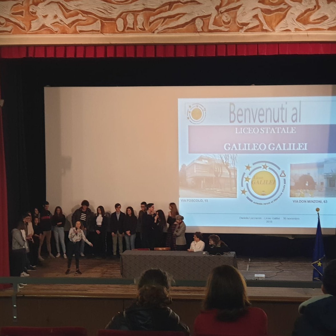 LiceoGalilei's tweet photo. Giornata di #orientamento e #openday #openday2019 https://t.co/P0L9C2Ei6I