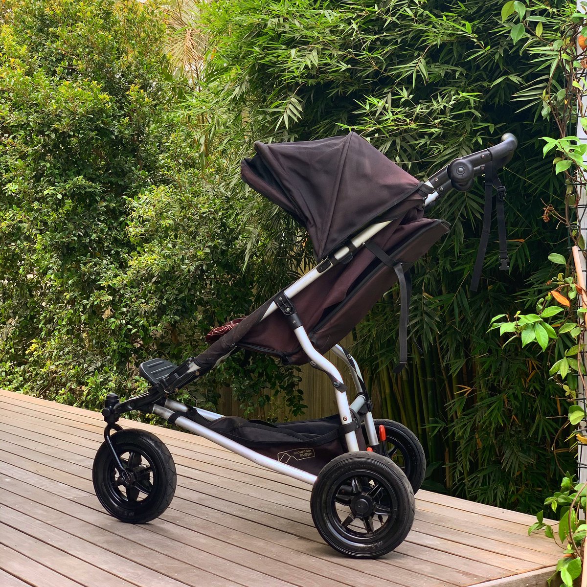 Leave your pram at home and Hire a mountain buggy for your next trip to Byron bay, Kingscliff, Gold Coast. 🏝 byronbabyshop.com.au 
#byronbay #goldcoast #burleighheads #familyholiday #kingscliff
