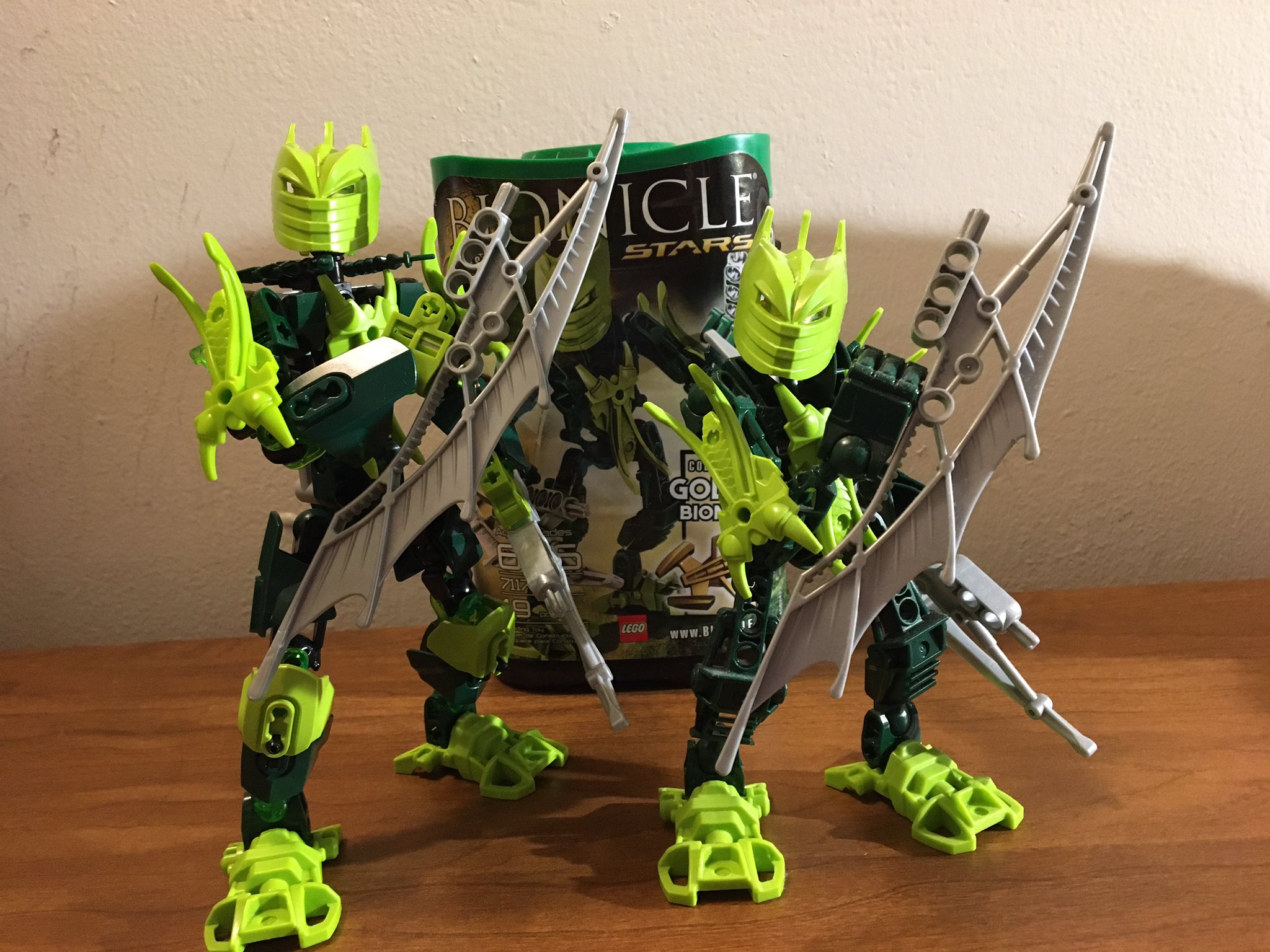 HeavyWispArt on Twitter: "My Gresh Stars comparison! #bionicle #stars #gresh #comparison https://t.co/OW4kxxoEGG"