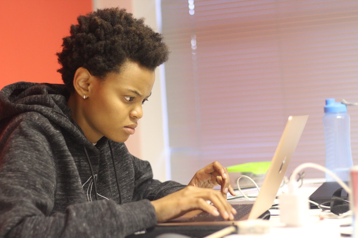 Tiyani Nghonyama tweet media