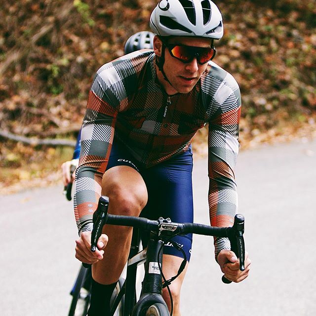 Limited quantities left in both the Cascade Creek and Lost River Plaid. Save 25% sitewide including all limited edition plaid jerseys. Thanks to everyone for your support on this Small Business Saturday. #cyclingkit #destinationinspired #ExploreWithUs #c… ift.tt/34x30tP