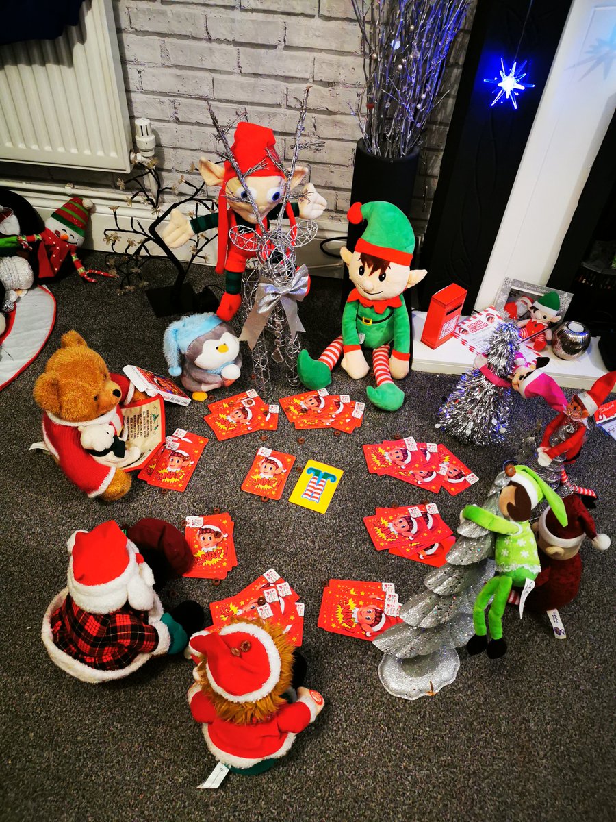 dmg_74's tweet photo. @NorbridgeRobins seems like Oliver has been a naughty monkey while pria and jayden are asleep or is it the elves???? https://t.co/A0CCyFfk7i