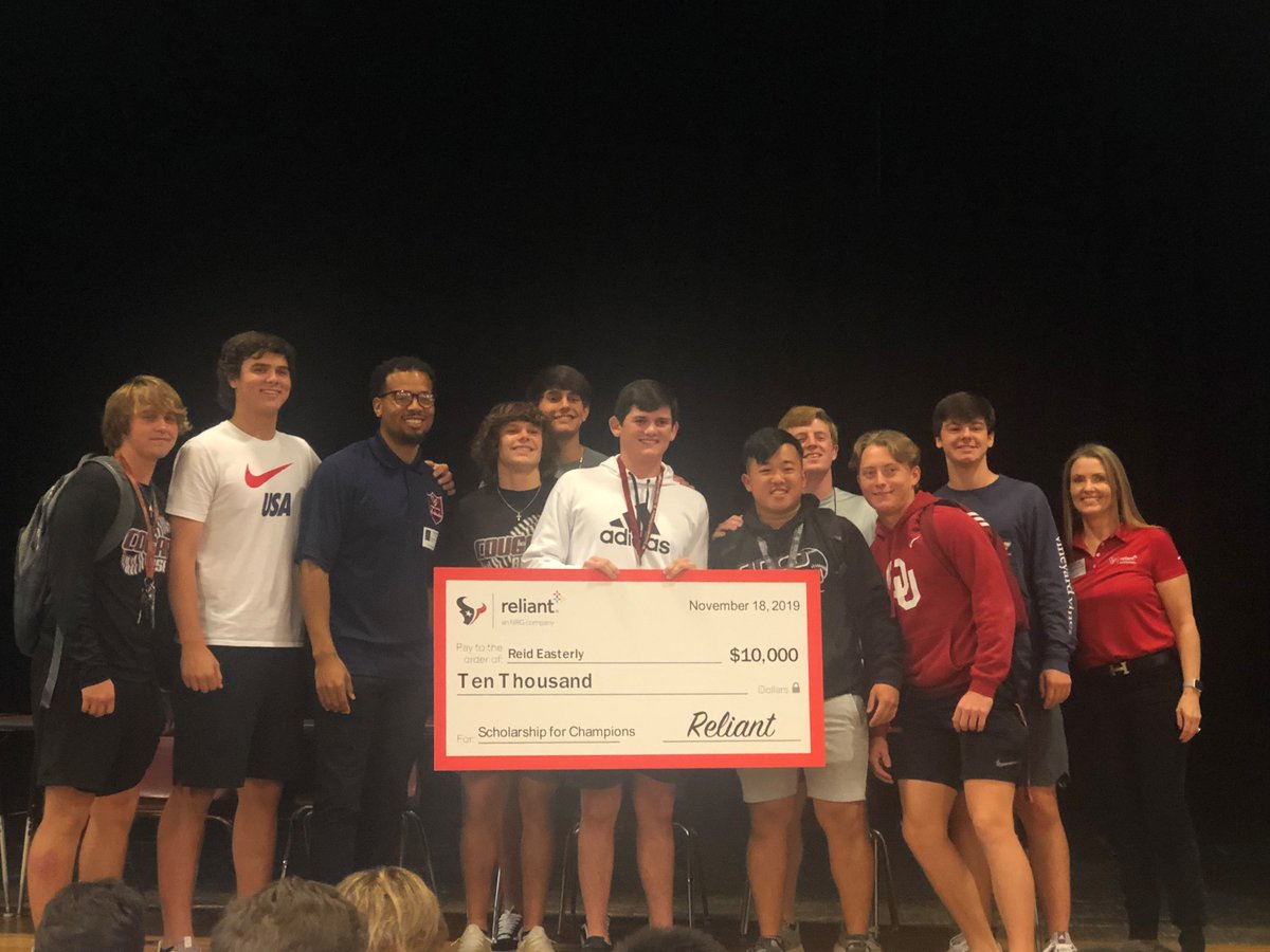 katyisd's tweet photo. Congratulations to Reid Easterly from Cinco Ranch High School for winning the $10,000 Reliant Energy Scholarship for Champions! He was 1 of 6 winners in the Houston for his remarkable leadership on the field, in the classroom and throughout the community. Great job, Reid! https://t.co/PRYeC910dY