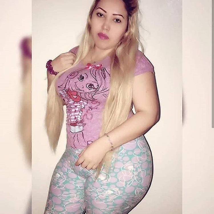 🍑🍑🍑🍑 🤗🤗
Instagram>>>> @meryem__adili