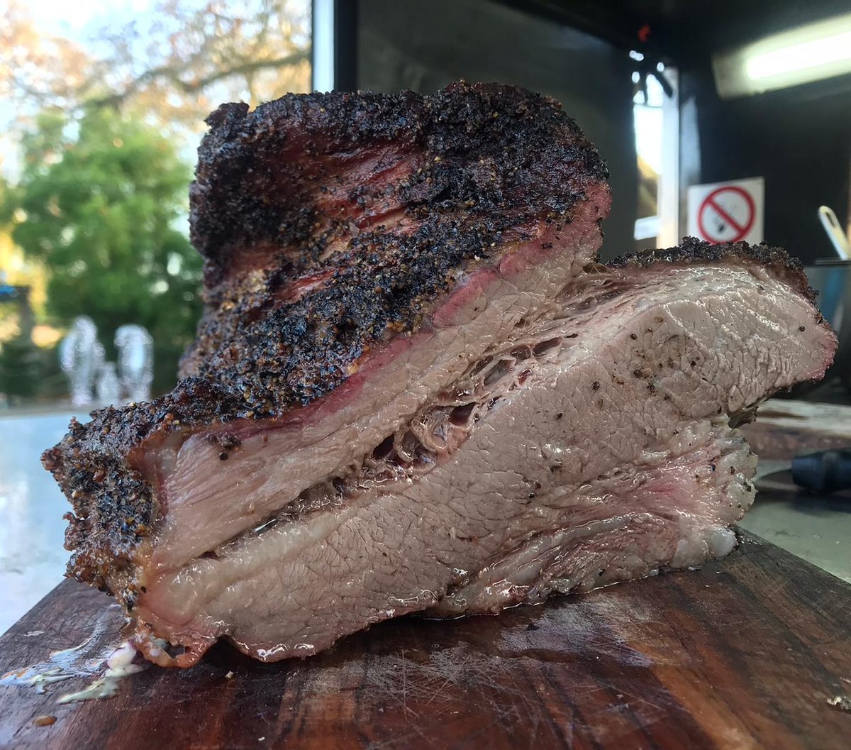 Who Loves Brisket?? Catch the Barbacoa Food truck 7 days a week 10am- 4pm at London Zoo serving Succulent Smoked meats. We have a wide range of smoked meats on the Barbacoa Menu including some great sides. We can be found near the entrance to the Penguin's pool. <a href="/zsllondonzoo/">London Zoo</a>