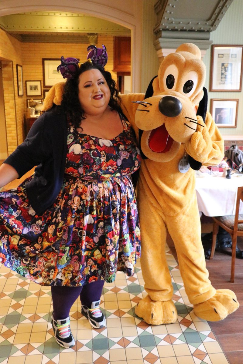 queen_ursula_uk's tweet photo. @duffydoesdisney @rxcketrods @hecallsmePP I custom make all my clothing to the customers measurements whatever they are - we make #sizeyou clothes - I am the top end of UK plus sizing and make my own clothes too! https://t.co/tiMaRPRudr