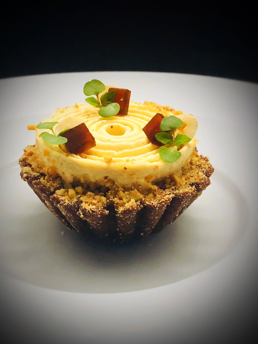 kboylechef's tweet image. Gianduja, Heather Honey, Toasted Almond and Espresso!! #toend #restaurantladyanne