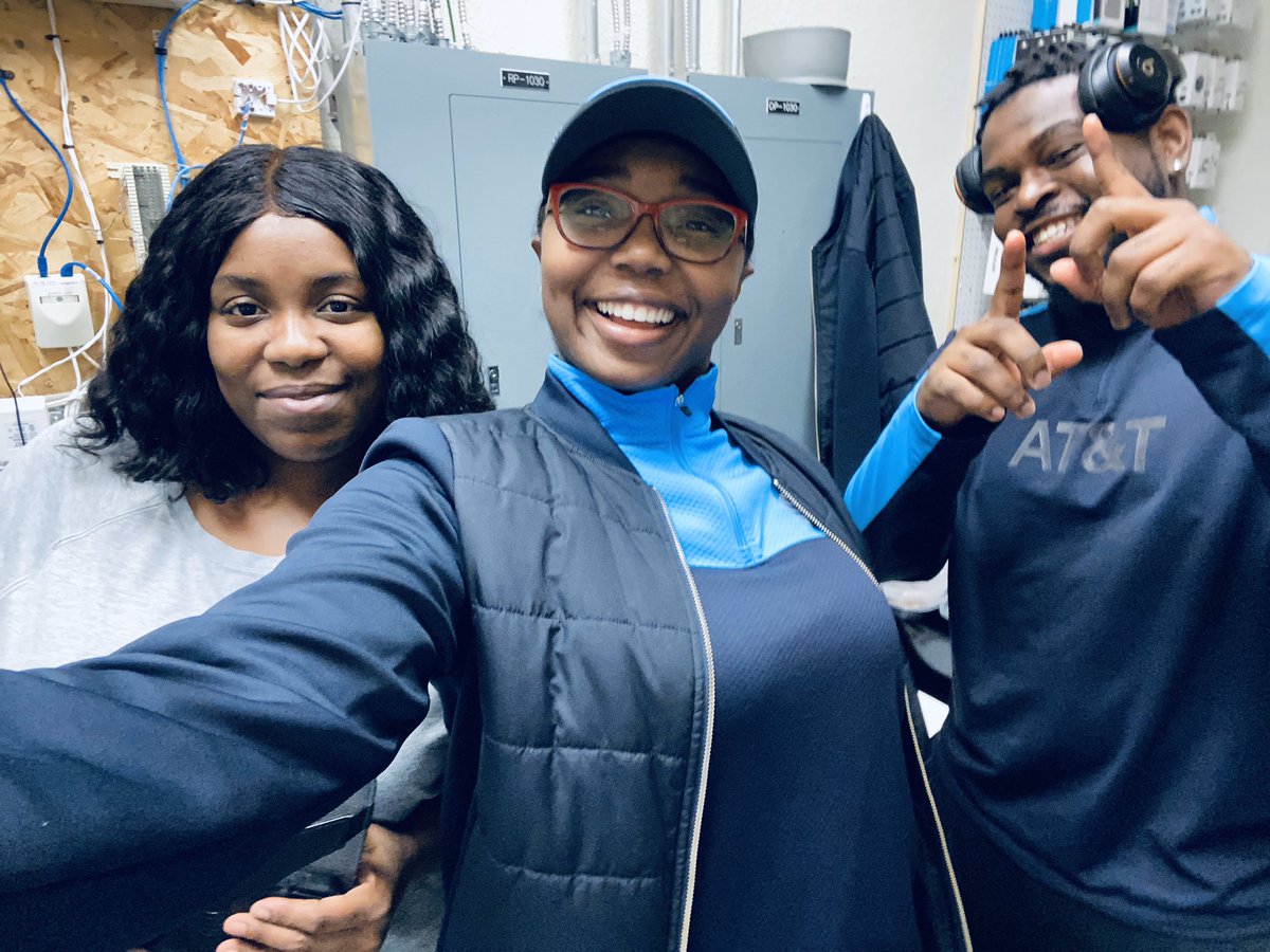 #POPSquad is 75% small biz expert with the help of these two getting on board! Pete is our NEW SMALL BIZ EXPERT &amp; Jonquil is 2 away from SMALL BIZ EXPERT TIER 2 as a PT! Round of applause for my team! <a href="/LalaFremont/">Lala Fremont</a> <a href="/kuhn3/">Kevin Kuhn</a> <a href="/judy_cavalieri/">Judy Cavalieri</a> @AnthonyCaine15 @costelloatt <a href="/carrie_stare/">Carrie Stare</a>