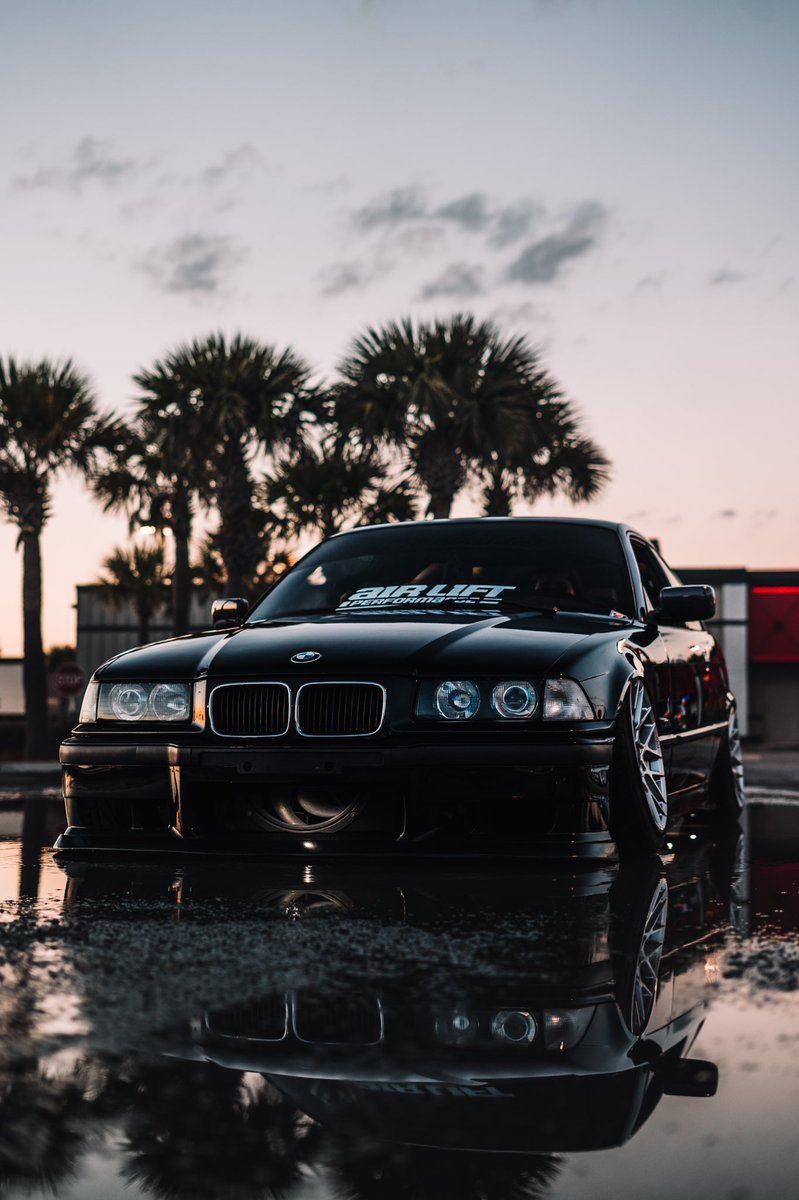 5amJames's tweet image. Four wallpapers from Simply Clean if anyone’s interested 🤘🏻