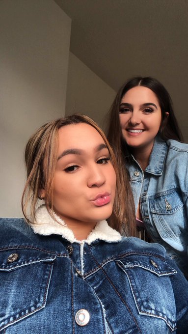 PSA!🗣 I could not be more thankful for god to bring Clare into my life y&rsquo;all really don&rsquo;t understand<a href="/tag/top42018"class="tags"><span>#top42018</span></a>