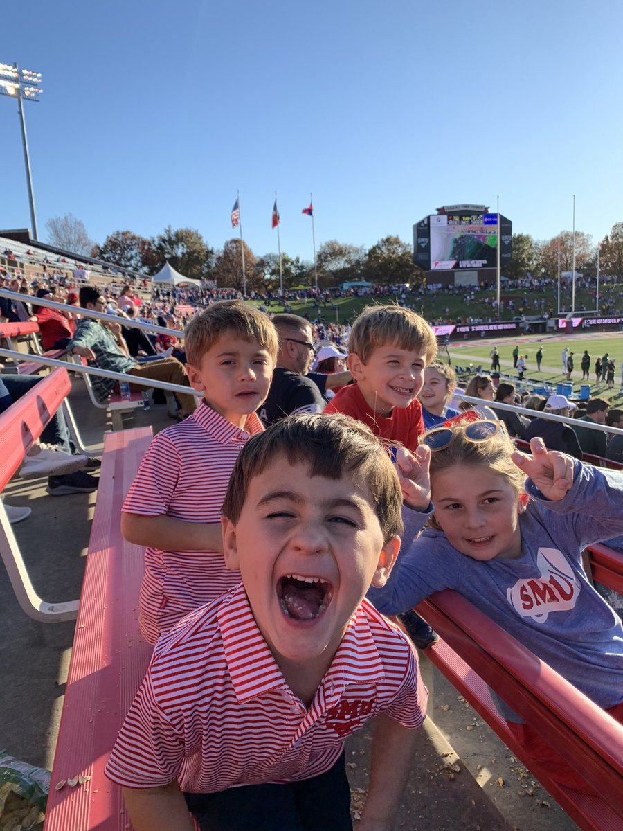 Adbangs1982's tweet photo. @SMU @SMU_Football @SMUMustangs Pony Up! 🐎 (x4) https://t.co/34ZEOt12Ap