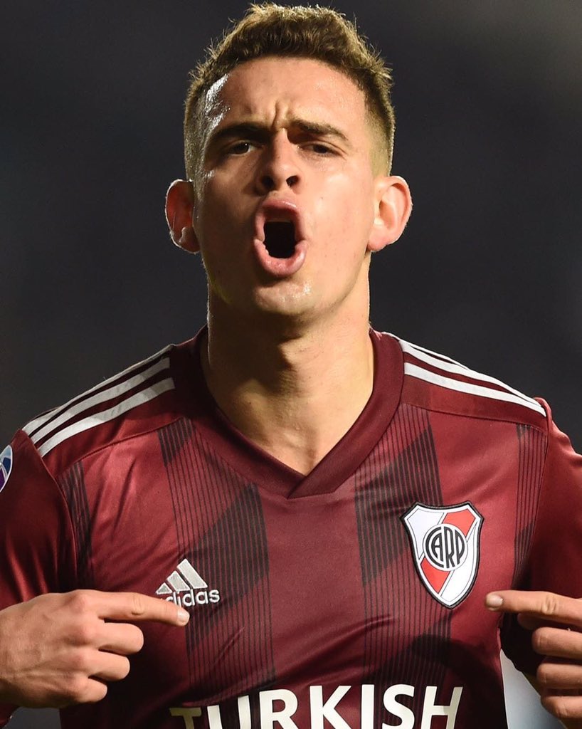 TodoRiver28's tweet photo. GOOOOOOOOOOOLLLLLLL!!!!
VAMOS #RIVER ⚪🔴⚪
RAFA BORRÉ!!!
#2A2 https://t.co/q69pRE2TH6