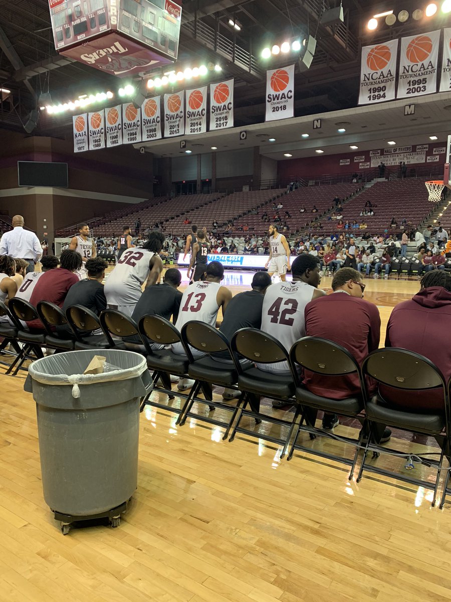 WeMadisonHoops's tweet photo. Thank you @TSUMenHoops #WeMadison #MaintainingTradition #NoFearHaveFaith #TGJM https://t.co/Qq28OFYzo9
