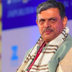 MukeshLalRayaka's tweet photo. @RSSorg के सह सरकार्यवाह श्री @DattaHosabale जी को जन्मदिन की हार्दिक शुभकामनाएं। ईश्वर से आपके स्वस्थ और दीर्घायु रहने की कामना करता हूं। https://t.co/KbbDfGpg9U