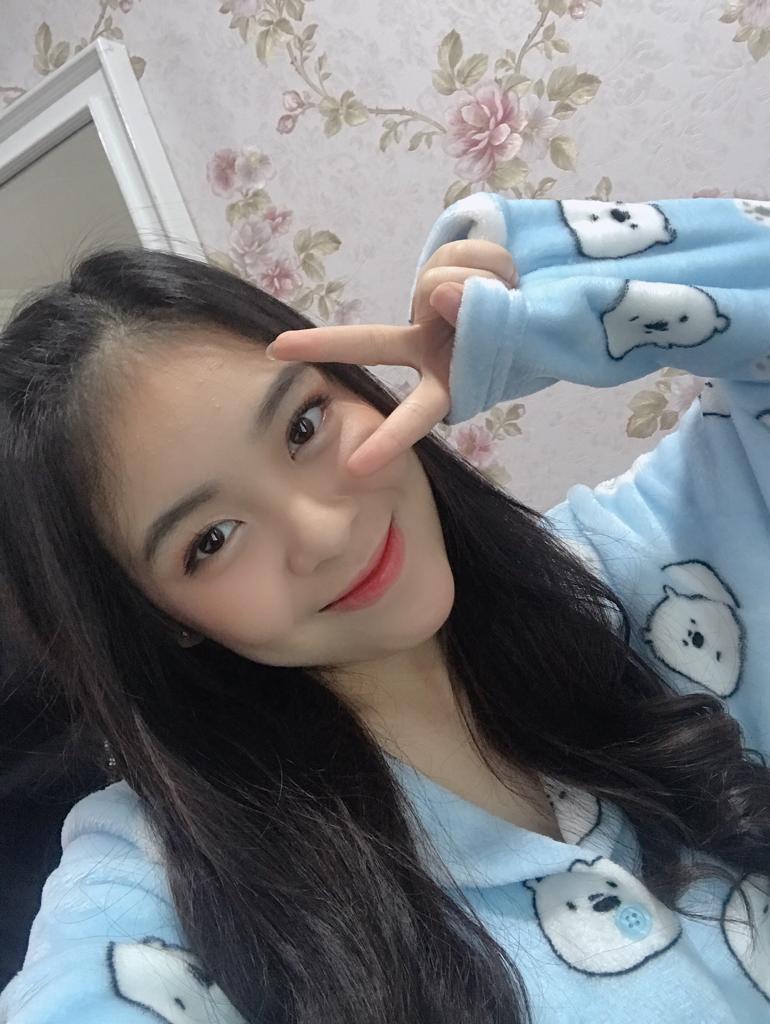 anindthrc's tweet photo. bangun tidur https://t.co/vHEHwXcENr