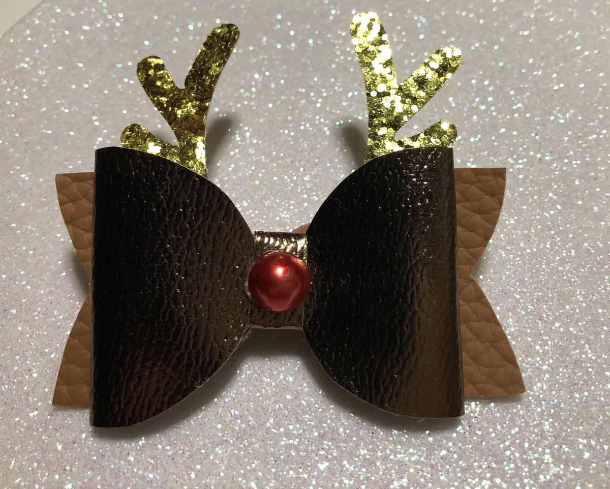 Christmas bows are available. Bit of fun for the festivities 😍🎀🎄see our fb page for more.
#knutsford #cheshire #bowmaker #hairbows #handmade #wilmslow