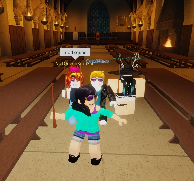 Queen Kuro On Twitter What Do You Do When You Re Not Streaming Definitely Not Play Harry Potter Games On Roblox With Friends - harry poter roblox game