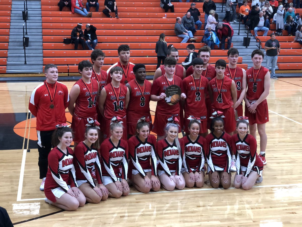 SHSspiritpage's tweet photo. ‼️OFFICIALLY TIP OFF CHAMPS‼️
Congrats on the dub boys and for starting the season off so strong 🏀 #TipOffChamps #DUBSZN https://t.co/tKh73lGWXC