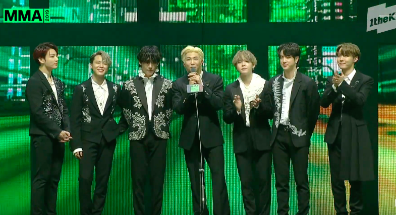 Мма выступления бтс. Bts дионис. Джин bts 2019. Бтс мма 2019. Бтс премия mma 2020.