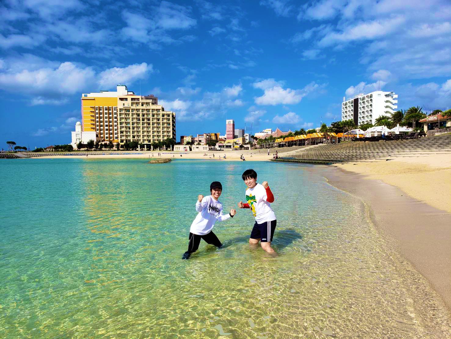 にっせー 北谷 海気持ちいいー アメリカンビレッジ 沖縄ビーチ 足湯 T Co 3jesrnlt6u Twitter