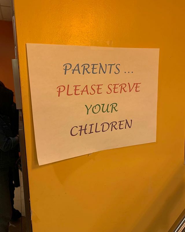 jakeybro's tweet photo. Finally! An instruction manual! https://t.co/oxjfRzjSts https://t.co/IXSMwEu1ER