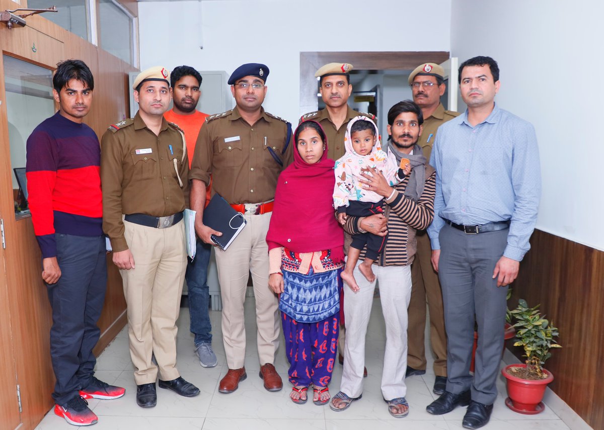 A sensational case of #kidnapping worked out by the joint team of South-West District. Two accused persons involved in the conspiracy busted. Kidnapped girl child #safelyrescued from the clutches of the kidnappers.