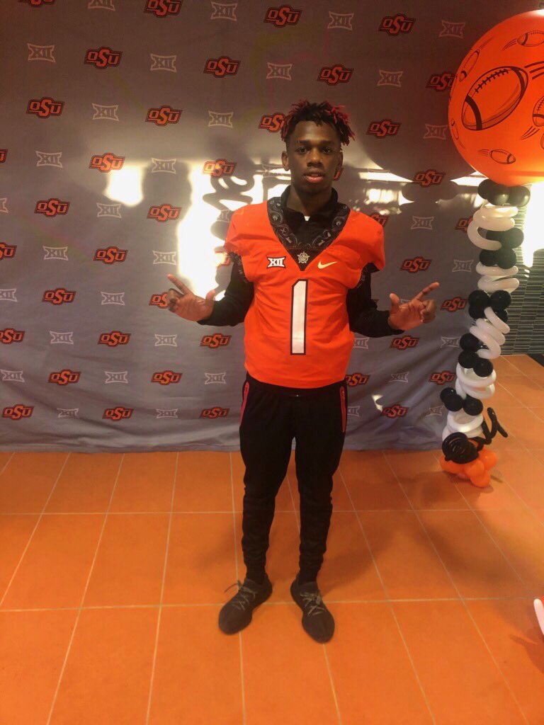 Freshman FS Lamodrick Spencer on his unofficial visit at Oklahoma State University‼️🤠🍊