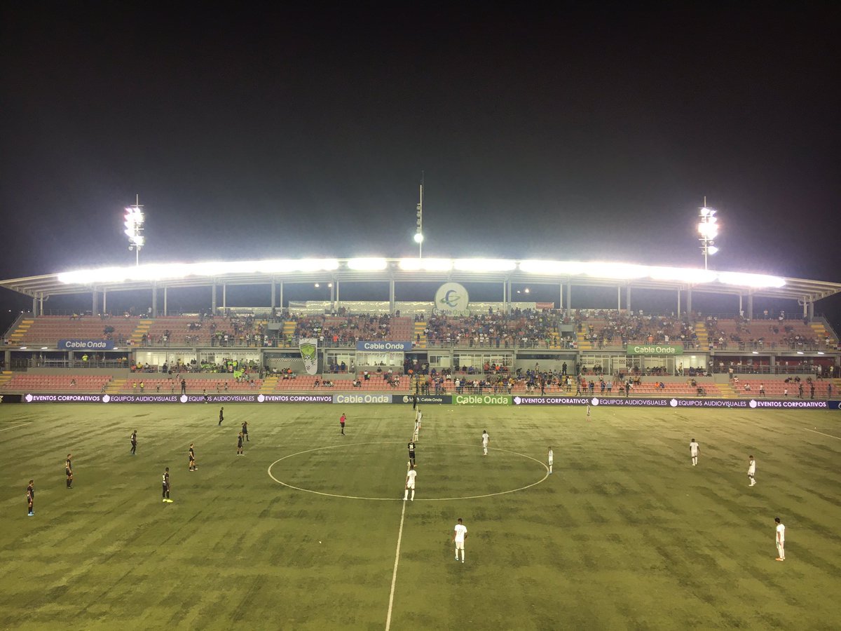 Ribeyro_'s tweet photo. @LPFpanama Como se ve el partido en Televisión!!!! https://t.co/nj5bUGwz0c