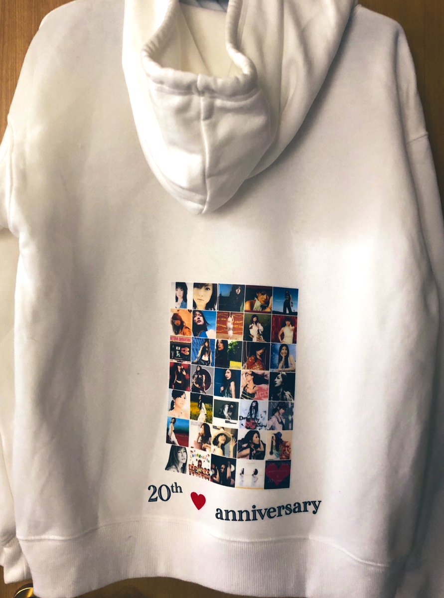 予定より30分早く行動🏃‍♀️
9月のイベントで誕プレ用にパーカーを作って以来、やっと着ていける( ˘ω˘ ) 寒くなったおかげでね。
#島谷ひとみ
#20thANNIVERSARY #FINALLIVETOUR2019 in #マウントレーニアホール