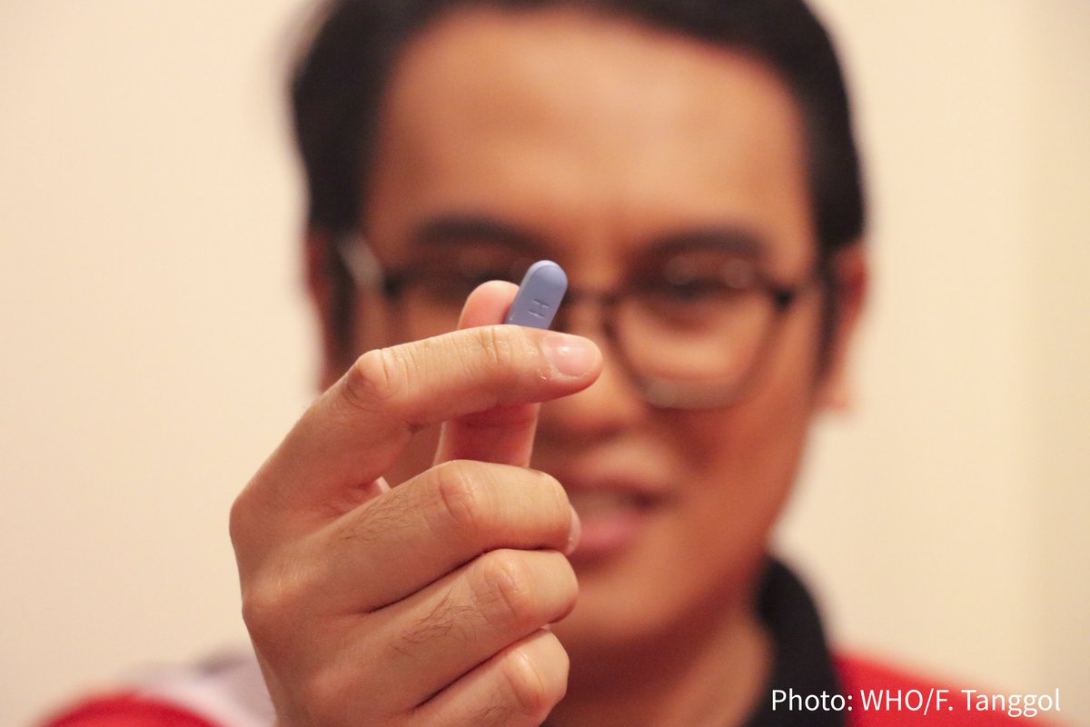 WHOPhilippines's tweet photo. Communities are leading the way in scaling up oral pre-exposure prophylaxis of HIV infection (PrEP) in the Philippines π΅π: https://t.co/s4AQbwObY9
PrEP is an additional HIV prevention choice to be used alongside condoms and lubricants. https://t.co/aXGzna0FR4