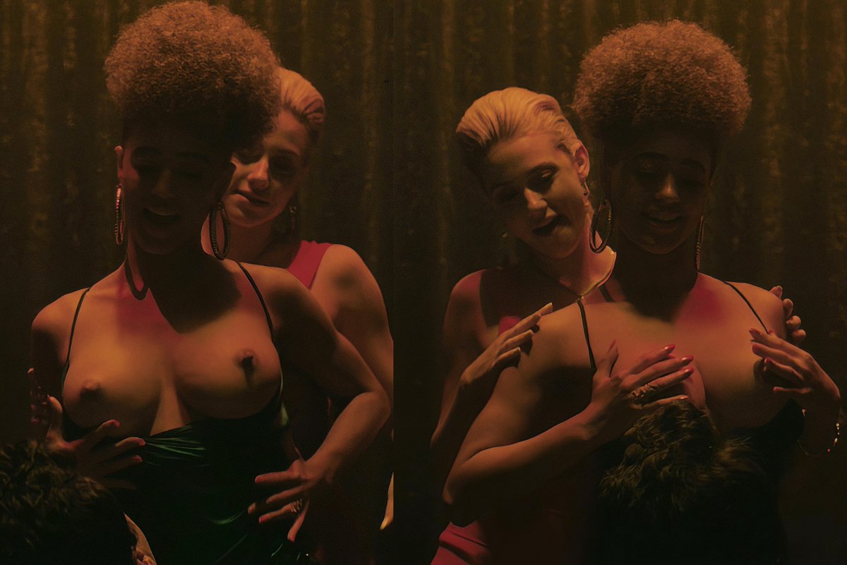 Stormi Maya topless - Hustlers 1080p (2019). 