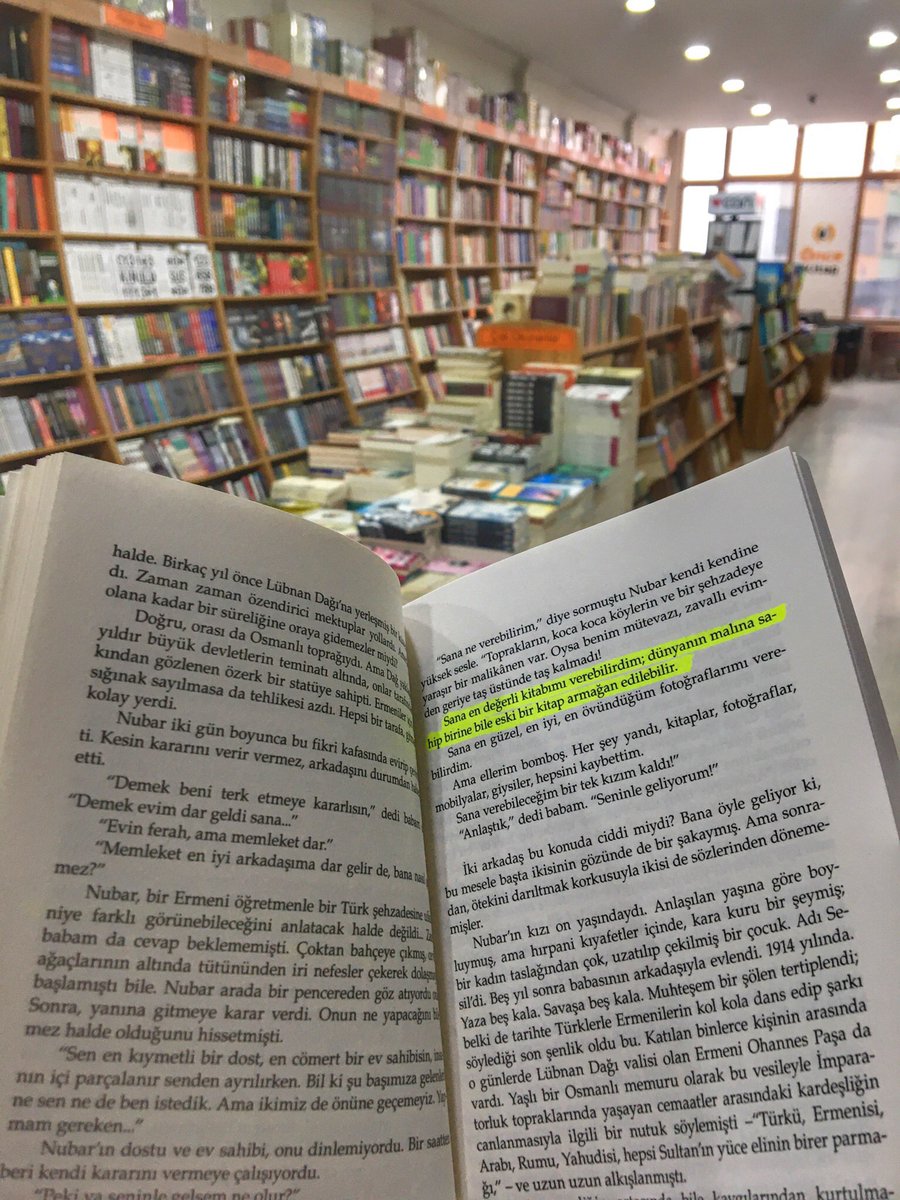 OnceKitapRize's tweet photo. “Sana en değerli kitabımı verebilirdim; dünyanın malına sahip birine bile eski bir kitap armağan edilebilir.”

 (Doğu’nun Limanları-Amin Maalouf) 📚 https://t.co/6xyG0RqFwV