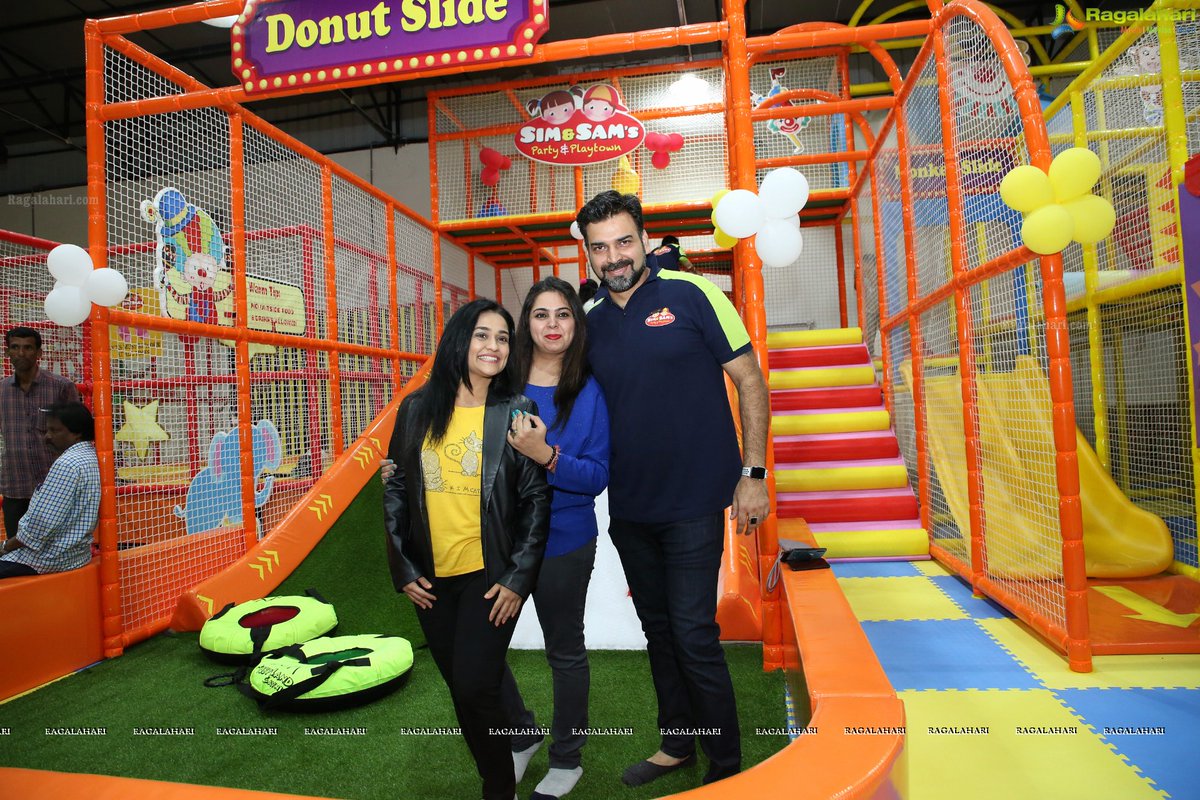 Ragalahari's tweet photo. Sim &amp; Sam's Party &amp; Playtown Launch at Necklace Road in Hyderabad - https://t.co/wbcR5cZEHd #SimandSam #RagalahariPhotos https://t.co/D3bcz8aZJL