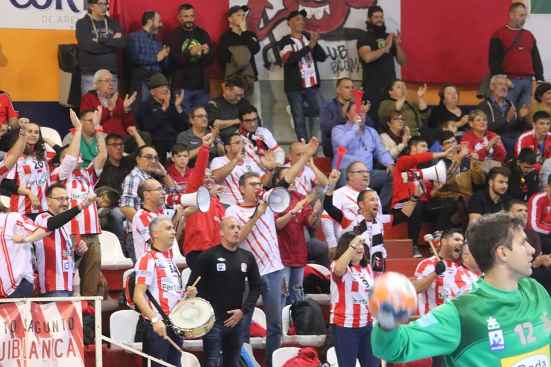 Tremenda remontada de nuestros espartanos , dos puntos de oro para seguir soñando 
¡¡¡¡¡ VAMOS PUERTO !!!!!