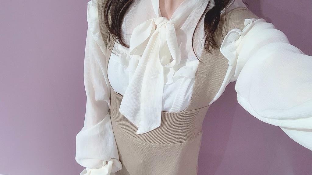 OsamuH623's tweet image. “@can2525can: #小林香菜さん がプロデュースし ＃ている ブランド　#1you のニットワンピ💞
#AKB48の #先輩の 活躍は嬉しいです😭✨
ユニセックスのアイテムも沢山あるので、みんなでお揃いに #しましょう😍”