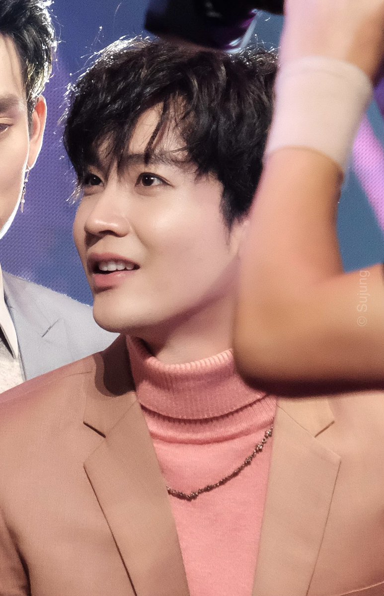 sujungzaaa's tweet image. รอยยิ้มของคุณ @KiimMon วันนี้แลดูไม่ค่อยสดชื่นเท่าไหร่ ยังไม่หายป่วยใช่มั๊ย? พักผ่อนเยอะๆ คับ 🤗💕
#ขุณขิมมอญ 
#superboyproject 
#Superboyprojectfinalweek 
#superboyprojectweek11